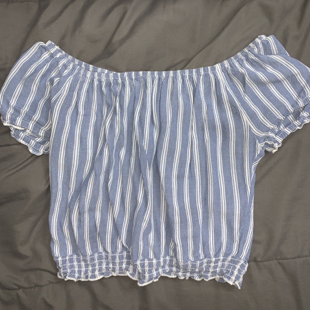 Hollister off the shoulder shirt
